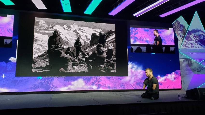Kyle Maynard on stage at NextCon19 (Source: Anita Campbell of SmallBizTrends)