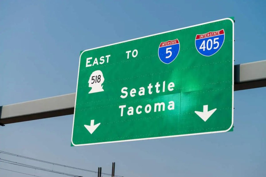Freeway sign for Seattle-Tacoma International Airport